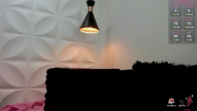 zaira skinny online show from April 17, 2026, 3:31 am