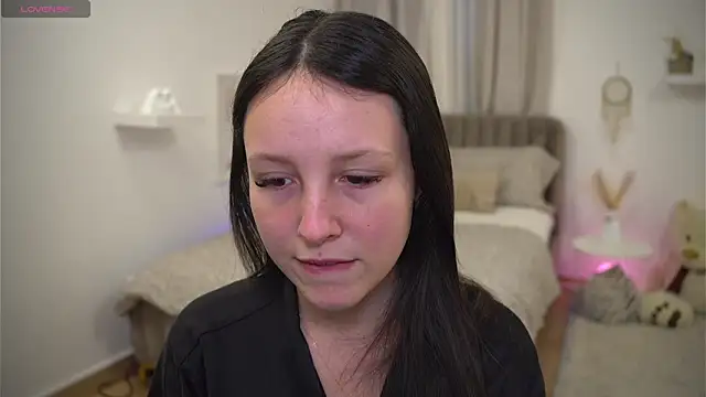 Miss sindy11 online show from February 27, 2026, 8:36 am