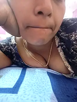 Hot-Tinaa online show from March 24, 2026, 12:43 am