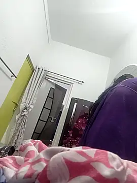 Hot-Tinaa online show from March 29, 2026, 1:18 am