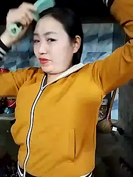 lia-coy online show from February 20, 2026, 3:36 am