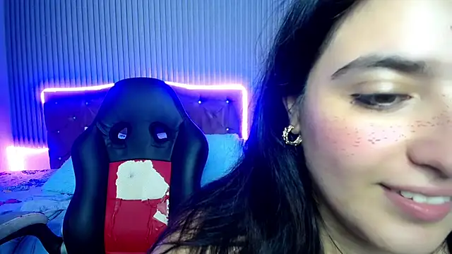 Snapshot of sonic_jess07 chatting on February 18, 2026, 5:05 am sonic jess07 online show from February 18, 2026, 5:05 am