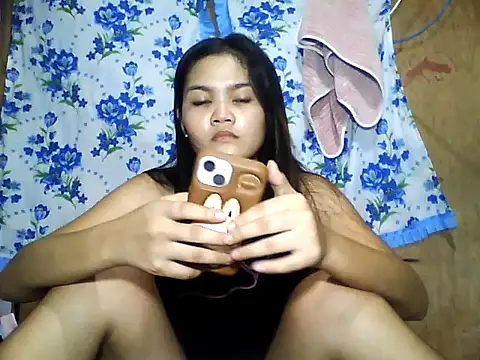 PinaySkinnyJust18 online show from June 2, 2026, 10:15 am