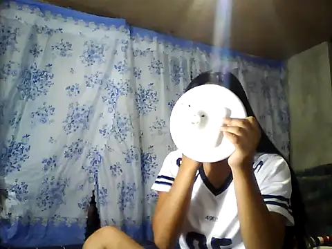 PinaySkinnyJust18 online show from March 31, 2026, 8:00 pm