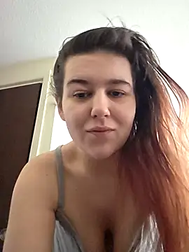 Snapshot of Ashlovescannabis chatting on February 1, 2026, 1:31 pm Ashlovescannabis online show from February 1, 2026, 1:31 pm