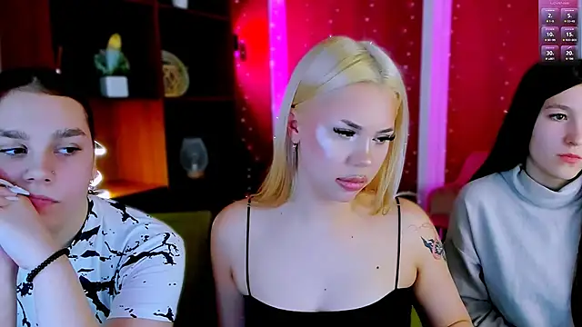 Snapshot of alexa_bonni chatting on February 26, 2026, 6:46 am alexa bonni online show from February 26, 2026, 6:46 am