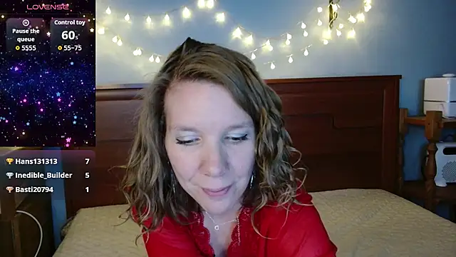 Daisy Lovely online show from February 12, 2026, 5:29 am