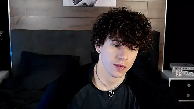 TylerGibson online show from March 19, 2026, 7:08 am