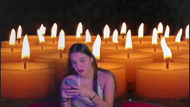 Snapshot of Catalinna_03 chatting on February 7, 2026, 12:57 pm Catalinna 03 online show from February 7, 2026, 12:57 pm