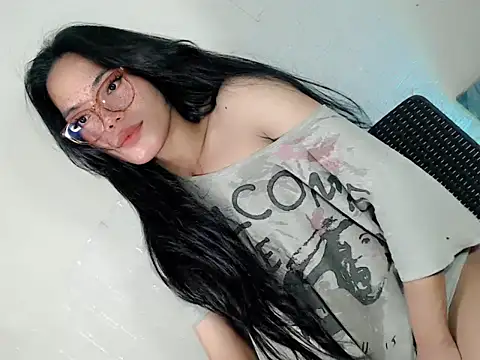 Urhotfucking veronica1 online show from March 5, 2026, 7:05 am