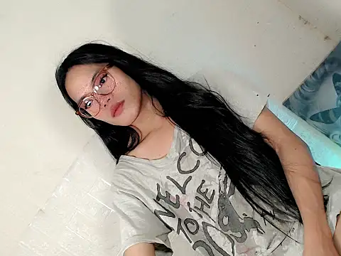 Urhotfucking veronica1 online show from March 14, 2026, 12:44 pm