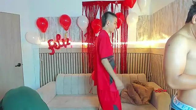 Snapshot of friendslikeplay chatting on February 14, 2026, 10:10 pm friendslikeplay online show from February 14, 2026, 10:10 pm