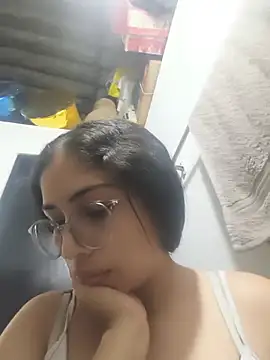 cristal adams11 online show from July 6, 2026, 5:14 am
