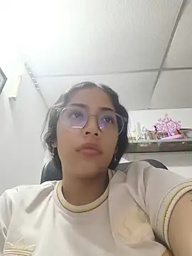 cristal adams11 online show from July 8, 2026, 3:51 am