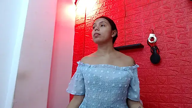 Snapshot of juliette18rose chatting on February 5, 2026, 7:43 pm juliette18rose online show from February 5, 2026, 7:43 pm