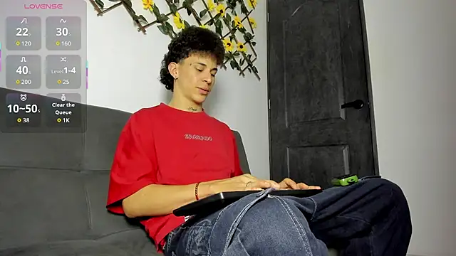 Maxxx bigcockx online show from March 17, 2026, 2:03 am