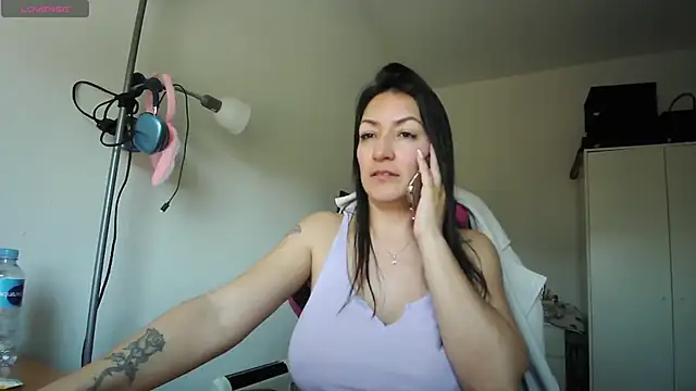 Yulian Milf online show from March 20, 2026, 11:11 am