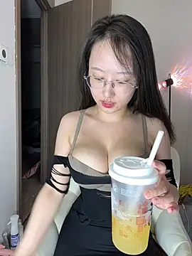kaixin66 online show from July 28, 2026, 3:21 pm