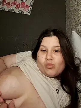 Snapshot of TUWACHA7777 chatting on February 18, 2026, 3:26 am TUWACHA7777 online show from February 18, 2026, 3:26 am