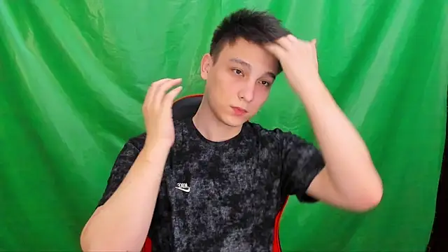Snapshot of Justin_time111 chatting on July 21, 2026, 8:32 pm Justin time111 online show from July 21, 2026, 8:32 pm