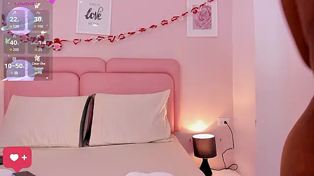 sexy curlylady online show from February 23, 2026, 12:34 am