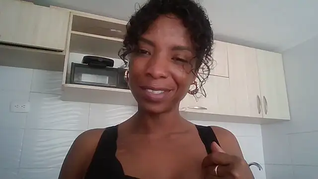 JadaMillss online show from April 21, 2026, 3:07 pm