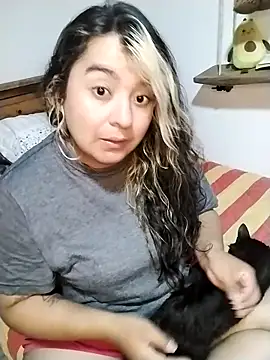 NaraHills  online show from April 19, 2026, 4:02 am