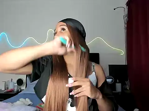 YourDreamReal online show from February 11, 2026, 3:28 am