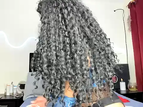 YourDreamReal online show from February 16, 2026, 11:35 pm