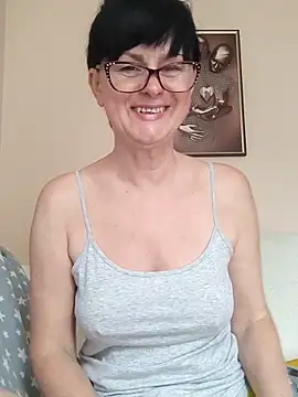 AliceSwan57 online show from June 3, 2026, 6:25 am