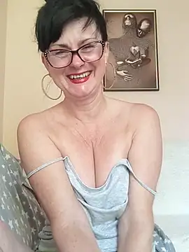 AliceSwan57 online show from June 10, 2026, 6:58 am