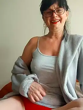 AliceSwan57 online show from May 25, 2026, 9:30 am