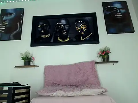 Tatoo Noah online show from March 12, 2026, 1:26 pm