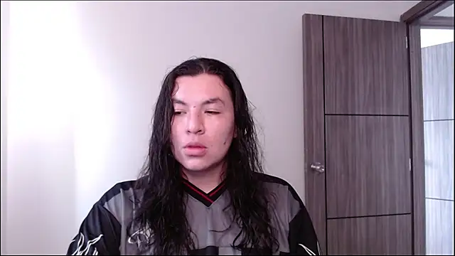 Snapshot of Yigolo__ chatting on July 9, 2026, 2:38 pm Yigolo online show from July 9, 2026, 2:38 pm