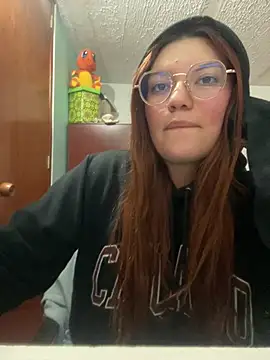 Vixroy7 online show from April 17, 2026, 10:45 pm