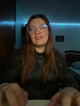 Snapshot of Vixroy7 chatting on February 27, 2026, 1:06 am Vixroy7 online show from February 27, 2026, 1:06 am