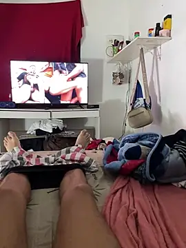 gabrielacachorra online show from April 16, 2026, 9:39 pm