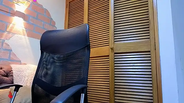 mister eithan online show from March 2, 2026, 2:34 am