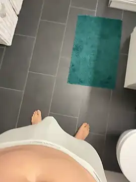 Snapshot of tony3729 chatting on March 3, 2026, 5:53 pm tony3729 online show from March 3, 2026, 5:53 pm