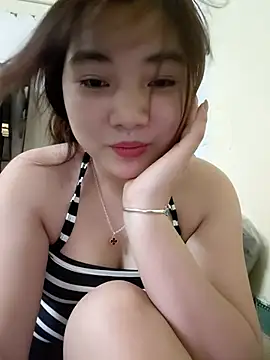 Snapshot of Pinks_cool chatting on July 3, 2026, 4:30 am Pinks cool online show from July 3, 2026, 4:30 am