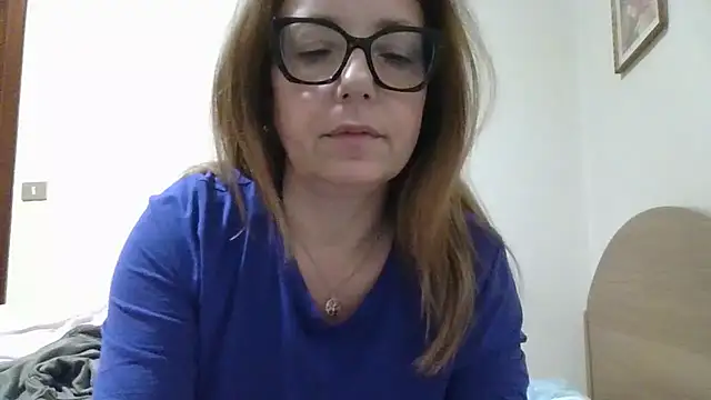 Miasexmilf online show from February 21, 2026, 5:42 am