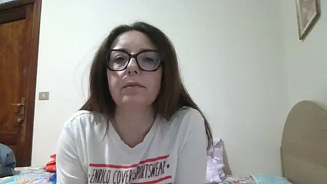 Miasexmilf online show from April 12, 2026, 6:55 pm