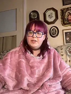 Snapshot of ProfaneHekate chatting on February 18, 2026, 11:23 pm ProfaneHekate online show from February 18, 2026, 11:23 pm