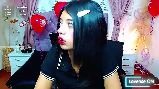 Esmeralda-18 online show from February 25, 2026, 11:21 am