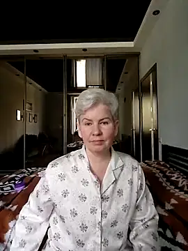 AvaSwan5354 online show from April 17, 2026, 11:46 am