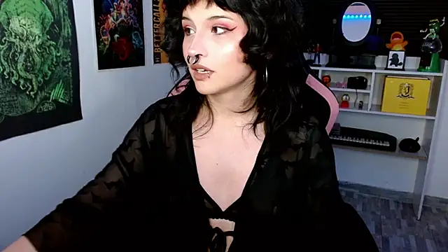 neena nyx  online show from June 14, 2026, 12:07 am
