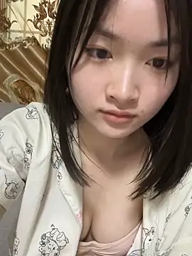 miaomiaou  online show from April 11, 2026, 10:02 pm