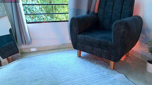 aramjones online show from April 12, 2026, 12:19 pm