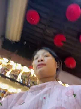 Lyn-be99 online show from March 15, 2026, 12:01 pm