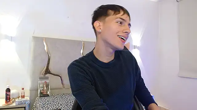 EVAN TAY online show from February 7, 2026, 7:11 pm